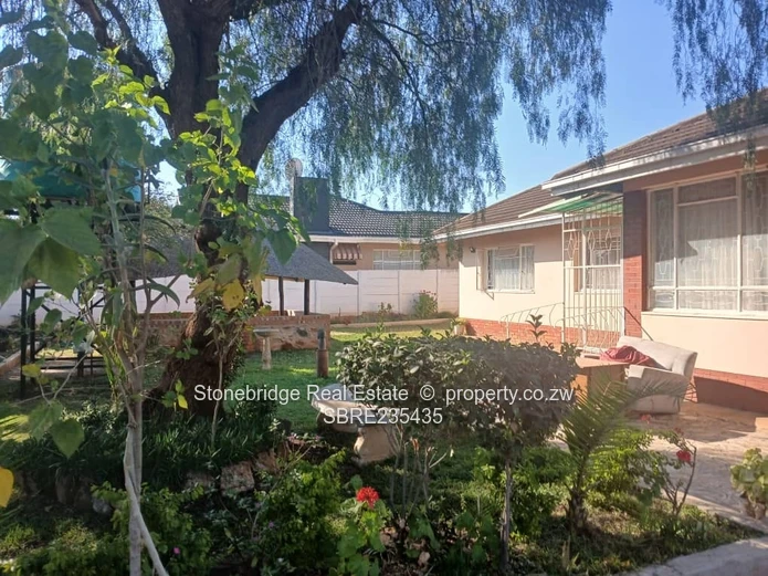 3 Bedroomed House in Paddonhurst for sale