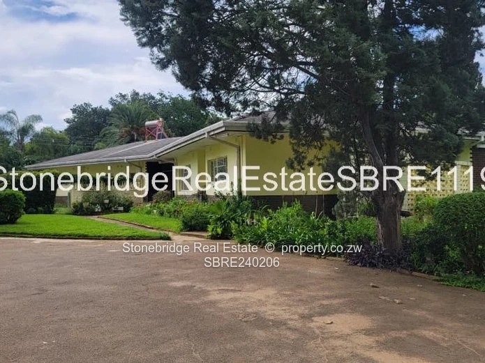 Elegant 4 Bedroomed House in Kumalo for sale