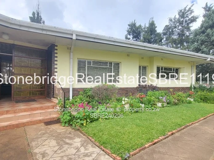 Elegant 4 Bedroomed House in Kumalo for sale