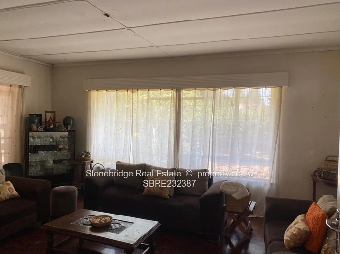 4 Bedroom Home in Suburbs for sale