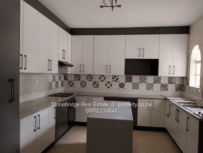 Beautiful 5 Bedroom Kumalo home for sale