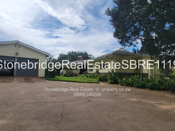 Elegant 4 Bedroomed House in Kumalo for sale