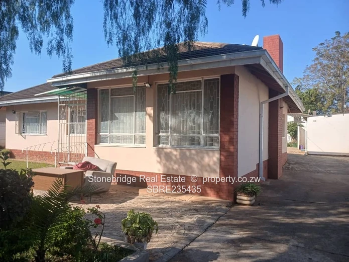 3 Bedroomed House in Paddonhurst for sale