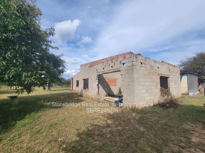 2 Acre Plot in Manningdale for sale