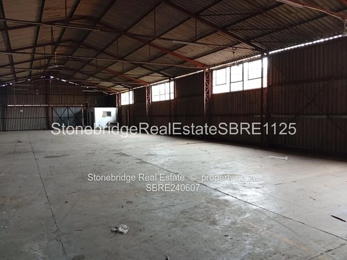 914SQM warehouse in Donnington for sale