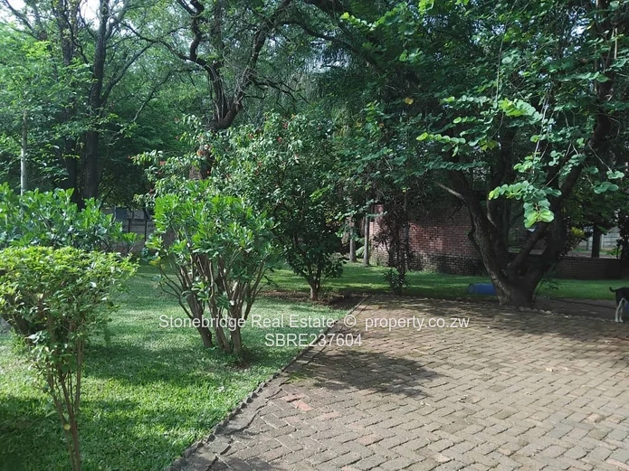 4 Bedroomed House in Chiredzi for sale