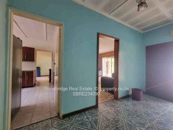 Spacious 5 Bedroomed Kumalo Home for sale