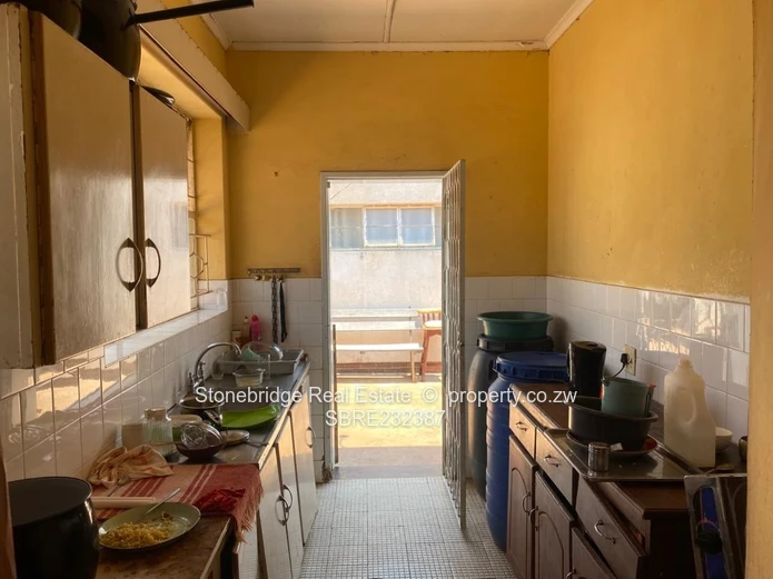 4 Bedroom Home in Suburbs for sale