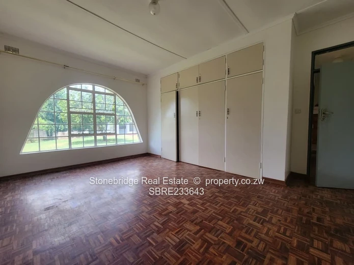 Beautiful 5 Bedroom Kumalo home for sale