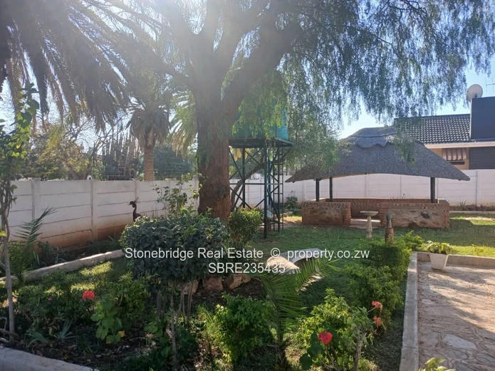 3 Bedroomed House in Paddonhurst for sale