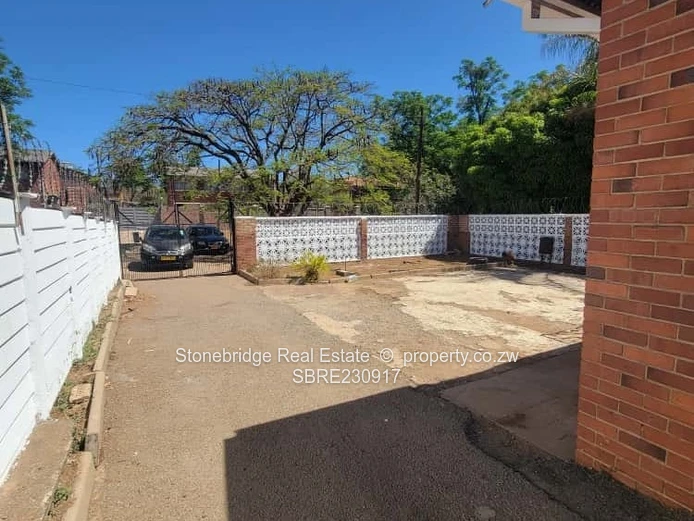 3 Bedroom semi- detached house in Paddonhurst for sale