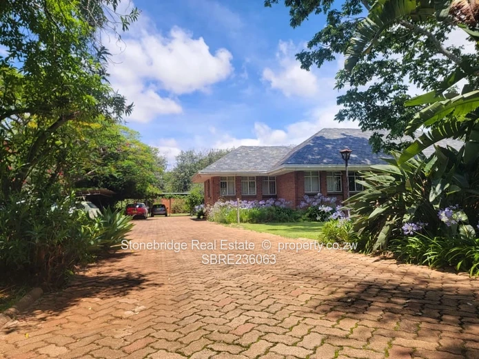 Gorgeous 5 Bedroomed Suburbs home for sale