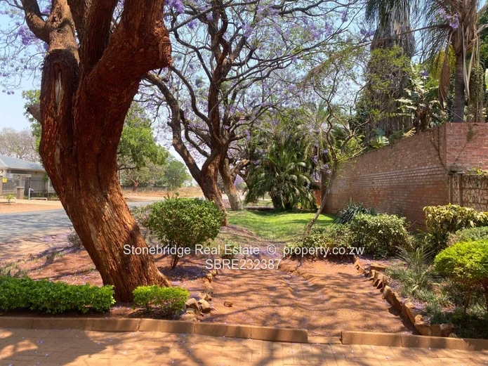 4 Bedroom Home in Suburbs for sale