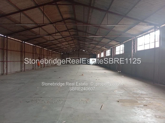 914SQM warehouse in Donnington for sale