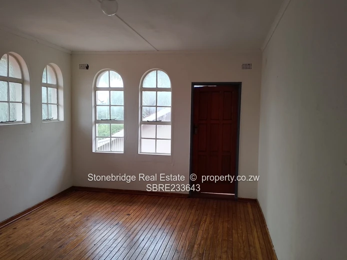 Beautiful 5 Bedroom Kumalo home for sale