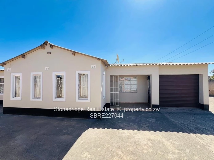 3 Bedroomed Cowdray Park house for sale