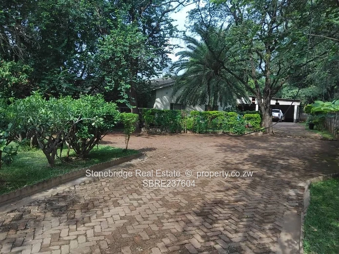 4 Bedroomed House in Chiredzi for sale