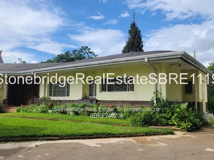 Elegant 4 Bedroomed House in Kumalo for sale