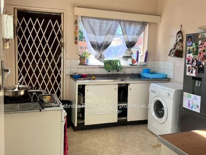 3 Bedroomed Semi-Detached House in Paddonhurst for sale