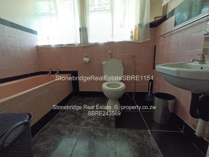 4 Bedroomed House in Matsheumhlophe to rent (For ZITF Tenant)